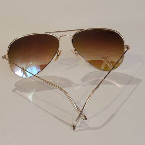 Vintage Ray-Ban RayBan RB3025 Aviator Sunglasses Mirror lens made in Italy 62mm - Picture 6 of 10
